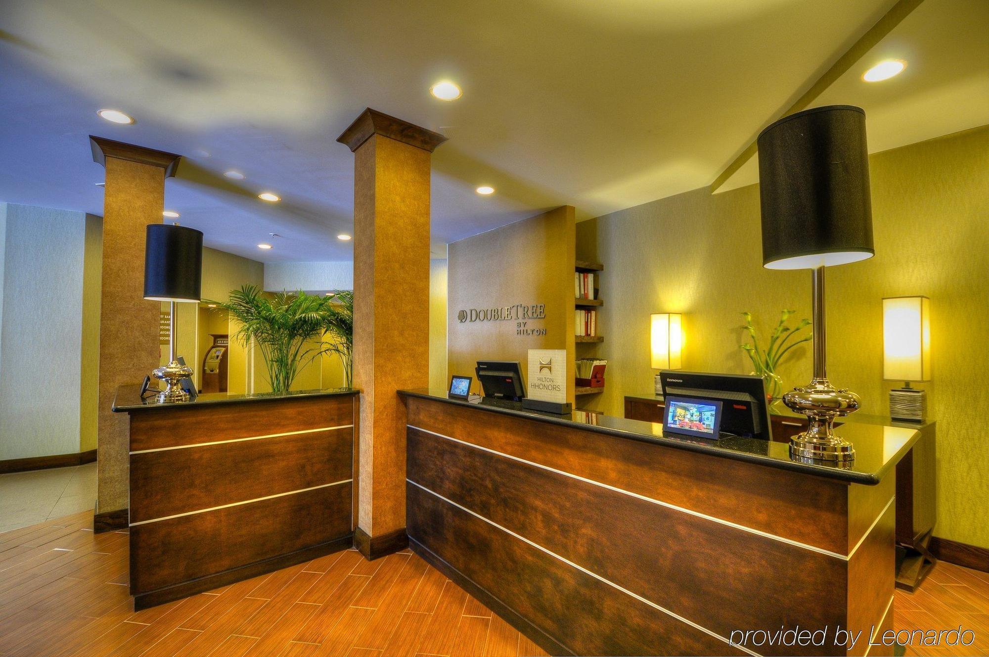 Doubletree By Hilton Hotel Raleigh - Brownstone - University Zewnętrze zdjęcie