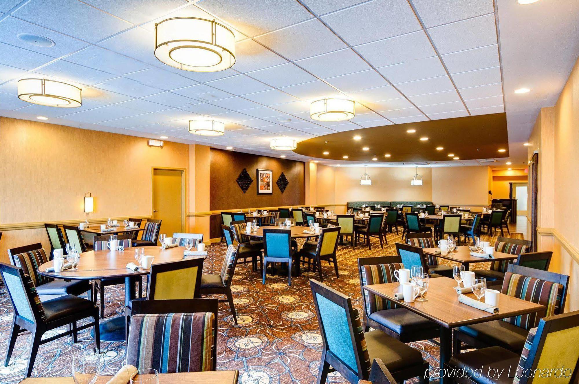 Doubletree By Hilton Hotel Raleigh - Brownstone - University Zewnętrze zdjęcie