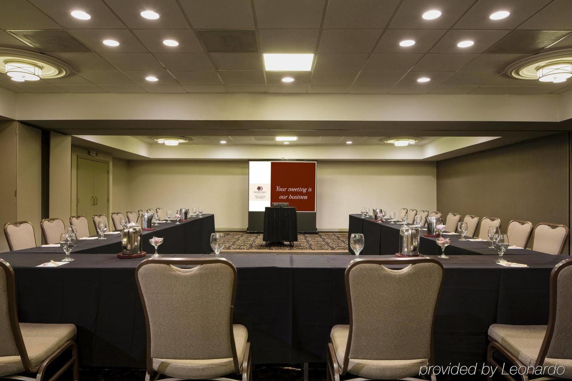 Doubletree By Hilton Hotel Raleigh - Brownstone - University Zewnętrze zdjęcie
