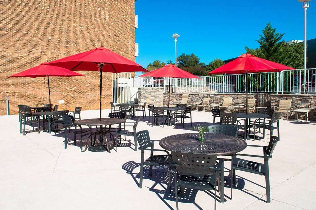 Doubletree By Hilton Hotel Raleigh - Brownstone - University Zewnętrze zdjęcie