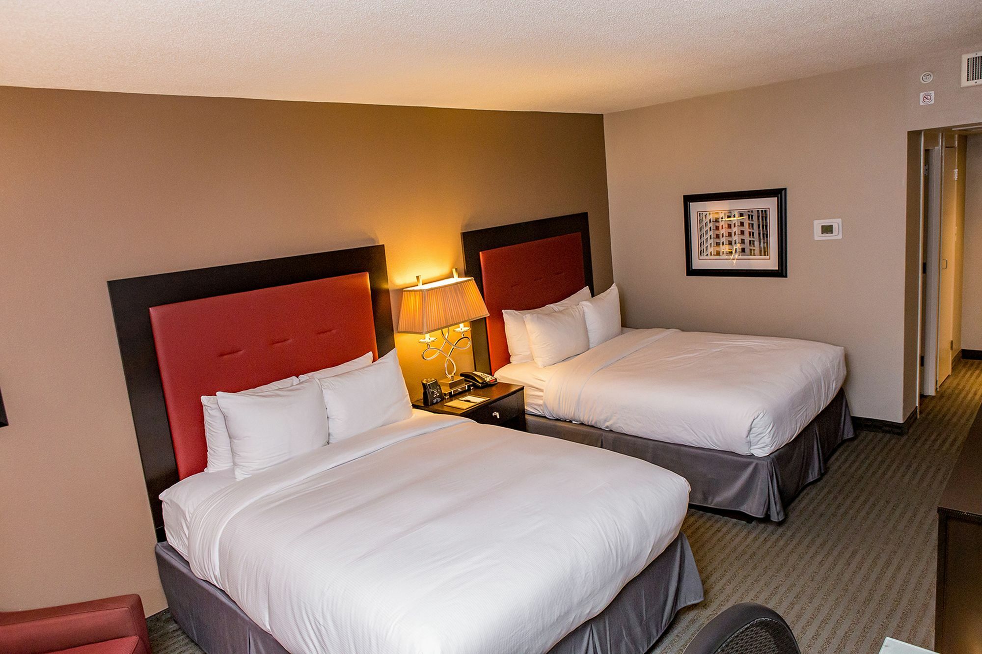 Doubletree By Hilton Hotel Raleigh - Brownstone - University Zewnętrze zdjęcie