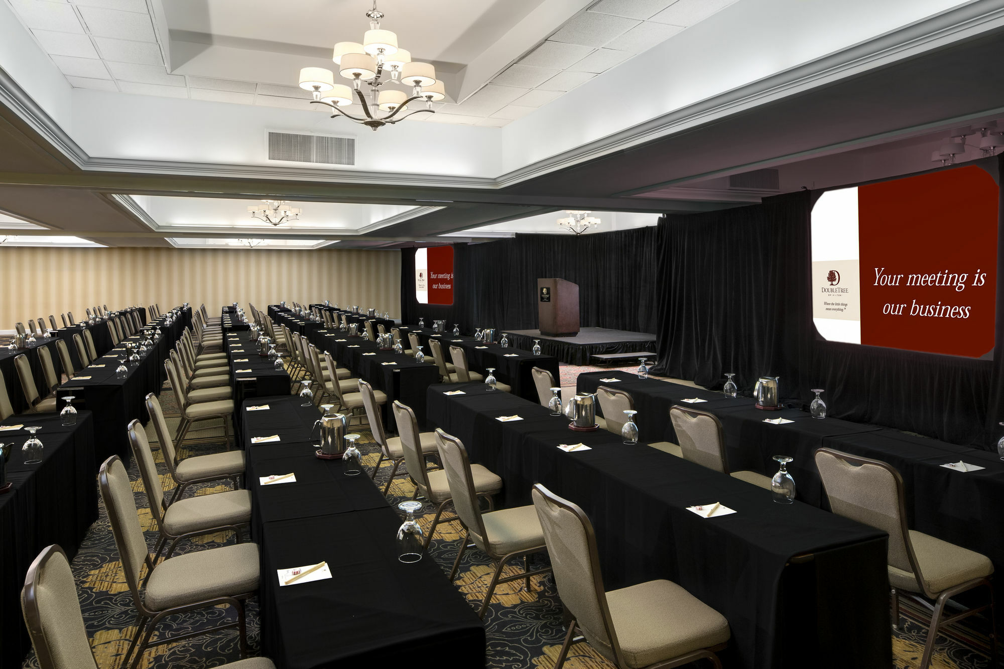 Doubletree By Hilton Hotel Raleigh - Brownstone - University Zewnętrze zdjęcie