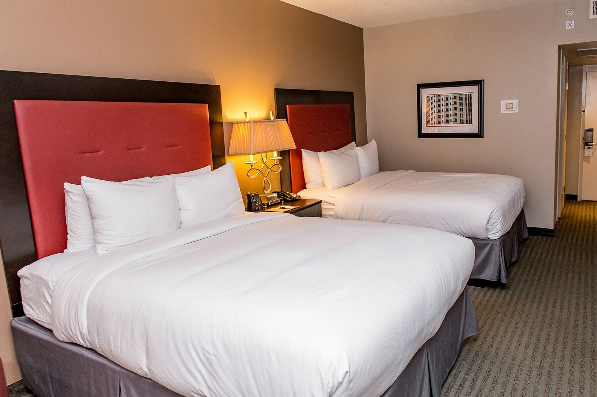 Doubletree By Hilton Hotel Raleigh - Brownstone - University Zewnętrze zdjęcie